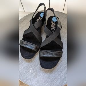 Anne Klein shoes - Black - Baby Wedge